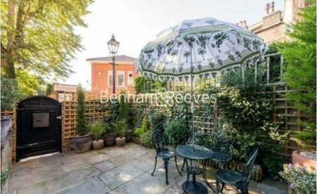 2 Bedroom house to rent in Holly Hill, Hampstead, NW3 - Photo 4