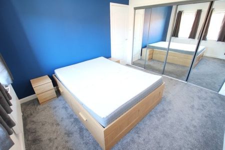 Rosevale Street, Partick - Photo 3