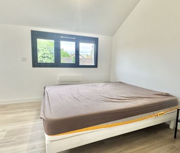 Appartemennt T2 terrasse et place de parking Villeurbanne (69100) L... - Photo 5