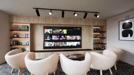 Premium Studio Top Floor - Photo 4