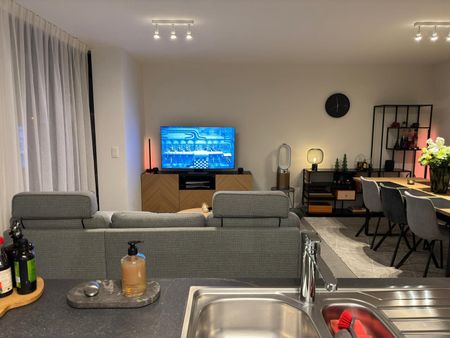 Splinternieuw appartement met lift op topligging - Foto 4