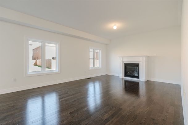 For Lease - 1028 Wickham Road, Innisfil, Ontario - Photo 1