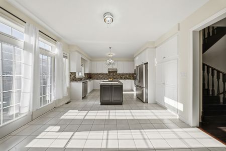 For Lease - 426 Hidden Trail, Oakville, Ontario - Photo 5