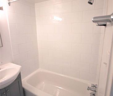 Studio Available NOW – 7355 Acadie - Photo 4