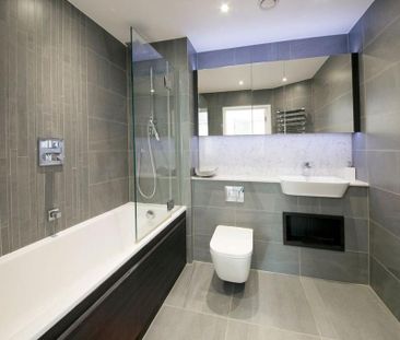 3 bedroom flat to rent - Photo 6