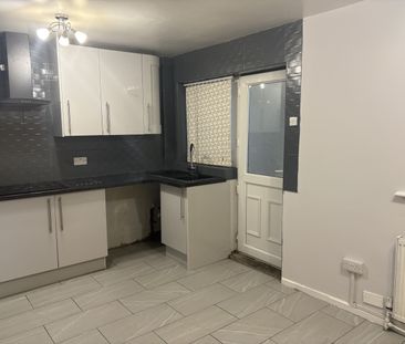 Sycamore Avenue, Knottingley - Photo 6