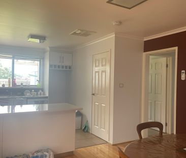 25 Strong Drive, Hampton Park VIC - Photo 4