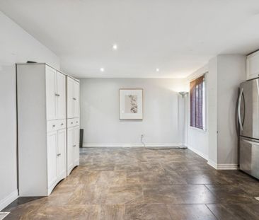 Maison de plain-pied à louer - Laval (Chomedey) (Autres) - Photo 2