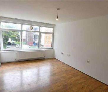 Gilpin Crescent, London, N18 - Photo 3