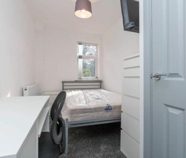 7 bedroom semi-detached house to rent - Photo 3