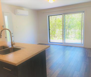 Condo Lumineux Une Chambre, Aylmer - Photo 1