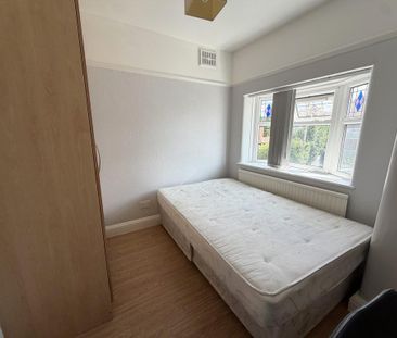 1 bedroom semi-detached house to rent - Photo 5