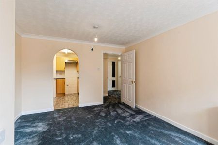 1 bedroom retirement property to rent - Photo 2