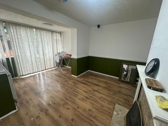 3 bedroom semi-detached house to rent - Photo 1