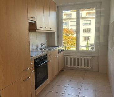 Magnifique 2.5 pièces avec vue au 4ème étage - Foto 1