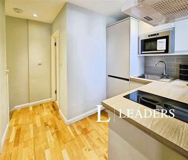 Kings Road, Brighton, BN1 - Photo 5