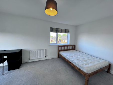 5 bedroom mews to rent - Photo 4