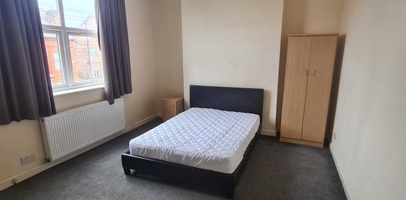 7 bedroom house share to rent - Photo 2