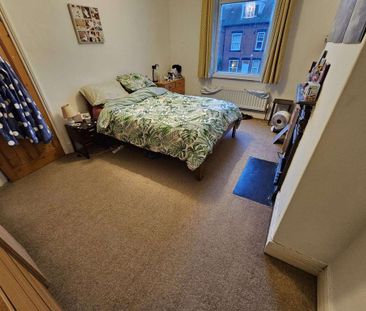 2 bedroom terraced house to rent - Photo 3