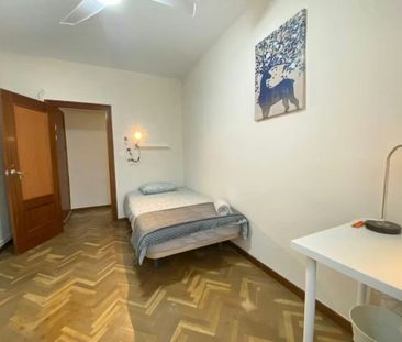 Calle del Doctor Bellido, Madrid, Community of Madrid 28018 - Photo 6