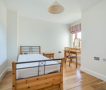APT 8, 81 Osborne Park, Belfast, BT9 6JQ - Photo 5