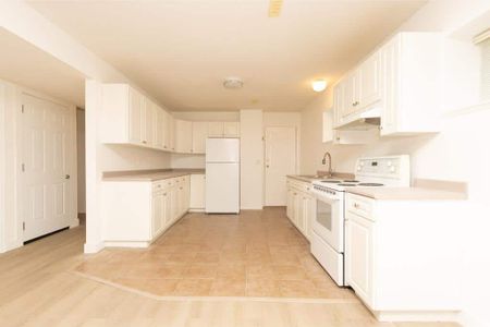 3330 Turner Avenue, Coquitlam (Basement) - Photo 2