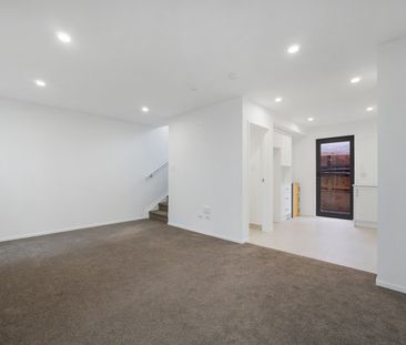 Modern & Convenient Living in the Heart of Henderson - Photo 1