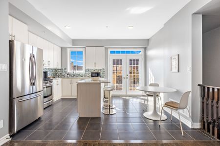 For Lease - 49 Cathedral High Street Unit# Residential Unit, Markham, Ontario - Photo 5