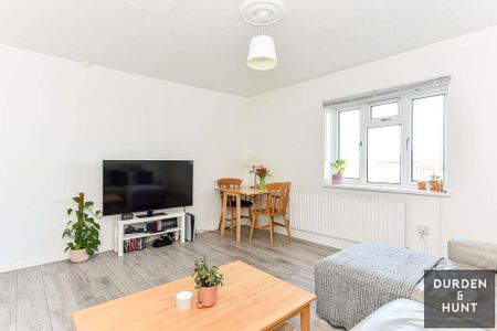 Willingale Road, Loughton - Photo 2