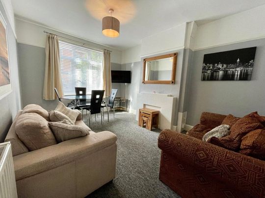 Hawthorn Road, Bournemouth, Dorset, BH9 - Photo 1