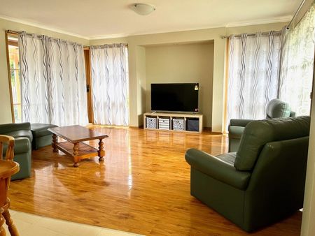Cranbourne North - Photo 4