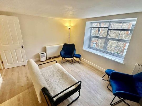 Viney`s Yard, Bruton, BA10 - Photo 1