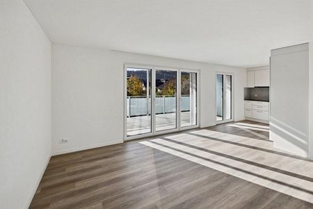 Top moderne Wohnung in ruhiger Lage mit grossem Balkon - Photo 4