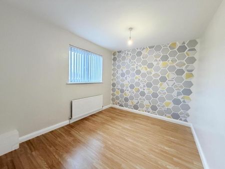 6 Meadow Close, Ballywalter, Newtownards, BT22 2NS - Photo 2