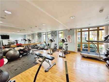 1 bedroom flat to rent - Photo 4