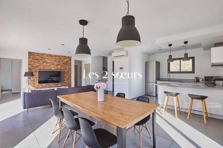 Maison à louer - Aix-en-Provence 6 pièces de 250 m² - Photo 5