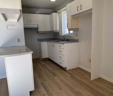 BEAU 3 1/2 | BIEN SITUÉ DANS SHERBROOKE| - Photo 2