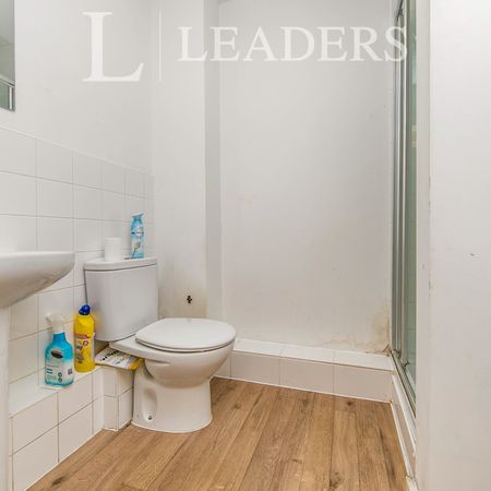 studio to rent De Grey Road, Colchester, CO4 - Photo 3