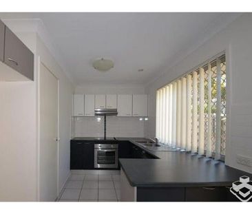 3 Bedroom villa in the heart Location of Browns Plains - Photo 2