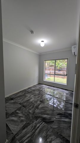Upper Coomera - Photo 4
