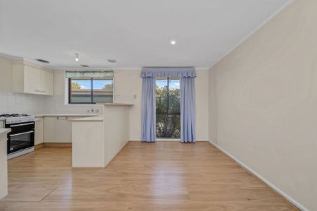 3 Leith Pl,Kambah - Photo 4