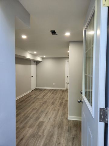 For Lease - 1576 Major Oaks Drive Unit# Bsmt, Pickering, Ontario - Photo 3