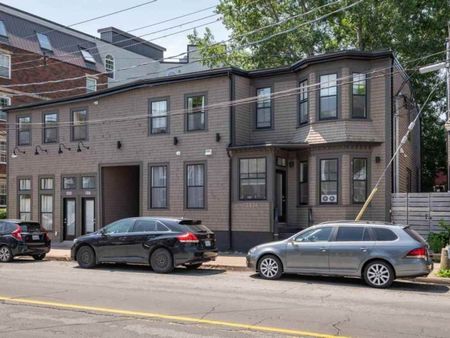 2334 Agricola Street – STYLISH NORTH END 2 BR APARTMENT AVAILABLE NOW! - Photo 3