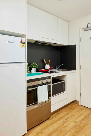 Ultra Twin, King Single Bed - Photo 2