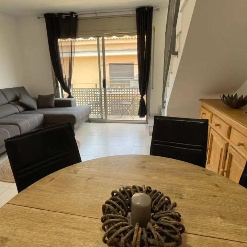 Piso de alquiler en Carrer Poeta Rafael Albertí, 5, Deltebre - Foto 1