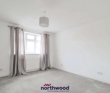 Carlton Rise, Beverley, HU17 - Photo 3