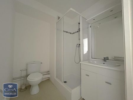 Location Appartement 1 pièce 23m² ST NAZAIRE 44600 - Photo 2