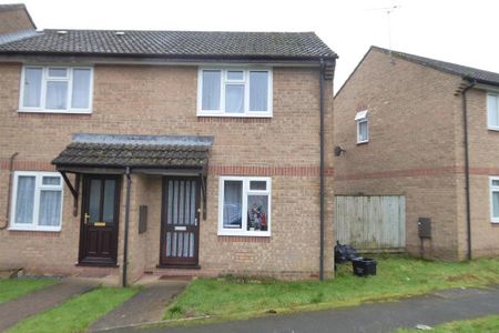 2 bedroom terraced house to rent - Photo 5