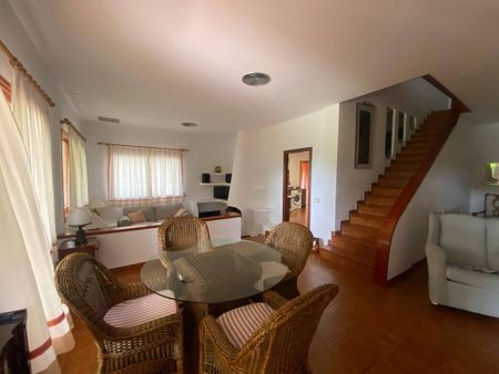 4 room luxury Detached House for rent in Torrent, Spain - Photo 3