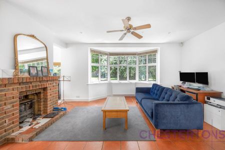 5 bedroom detached house to rent - Photo 2